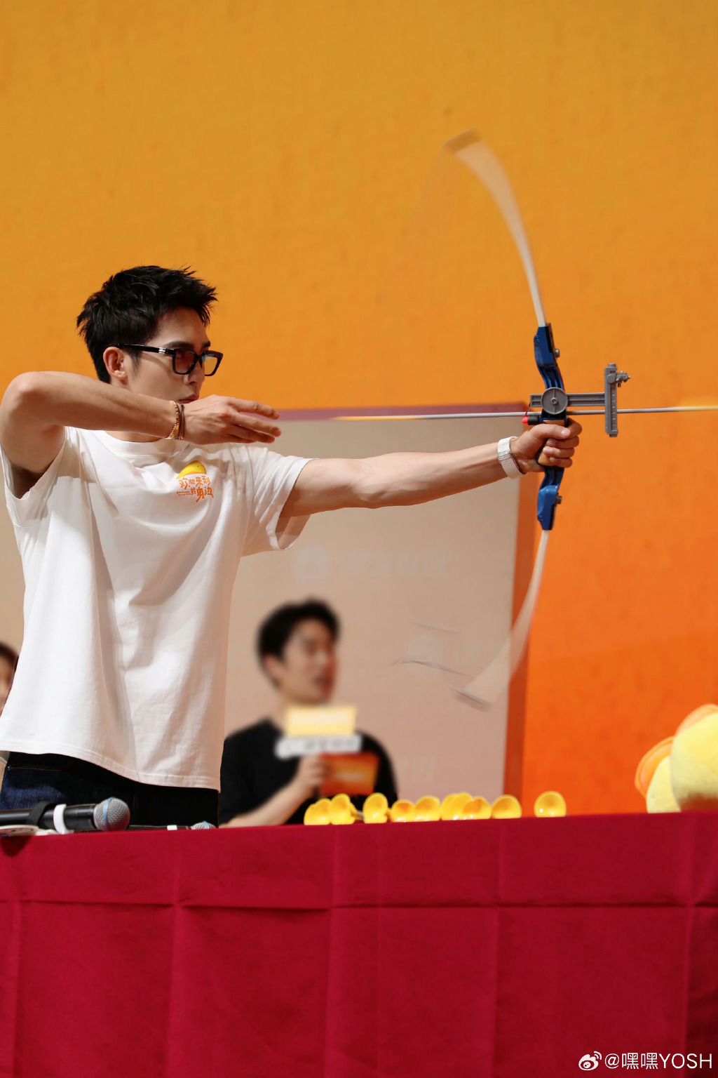 饱满的精神状态和昂扬的斗志迎接新的挑战